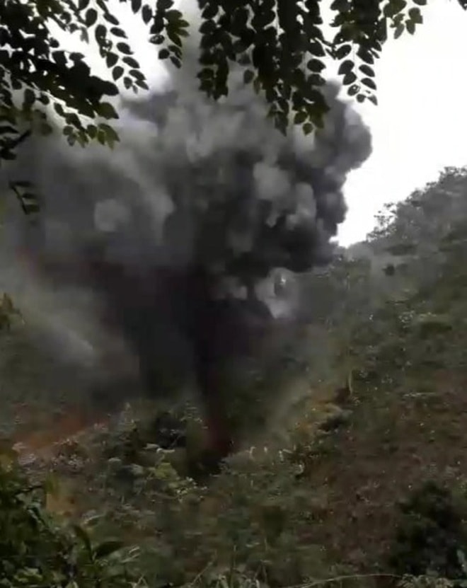 huy no thanh cong qua bom nang 350 kg nam duoi nen nha o yen bai hinh 2