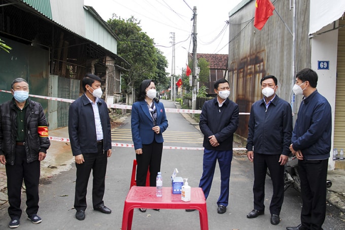tu ngay 25 11 ha tinh tam dung mot so dich vu khong thiet yeu o duc tho hinh 2