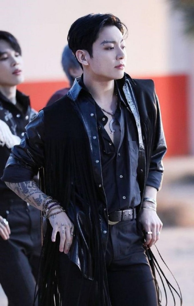 jungkook bts lot top 7 nguoi dan ong quyen ru nhat the gioi 2021 hinh 3