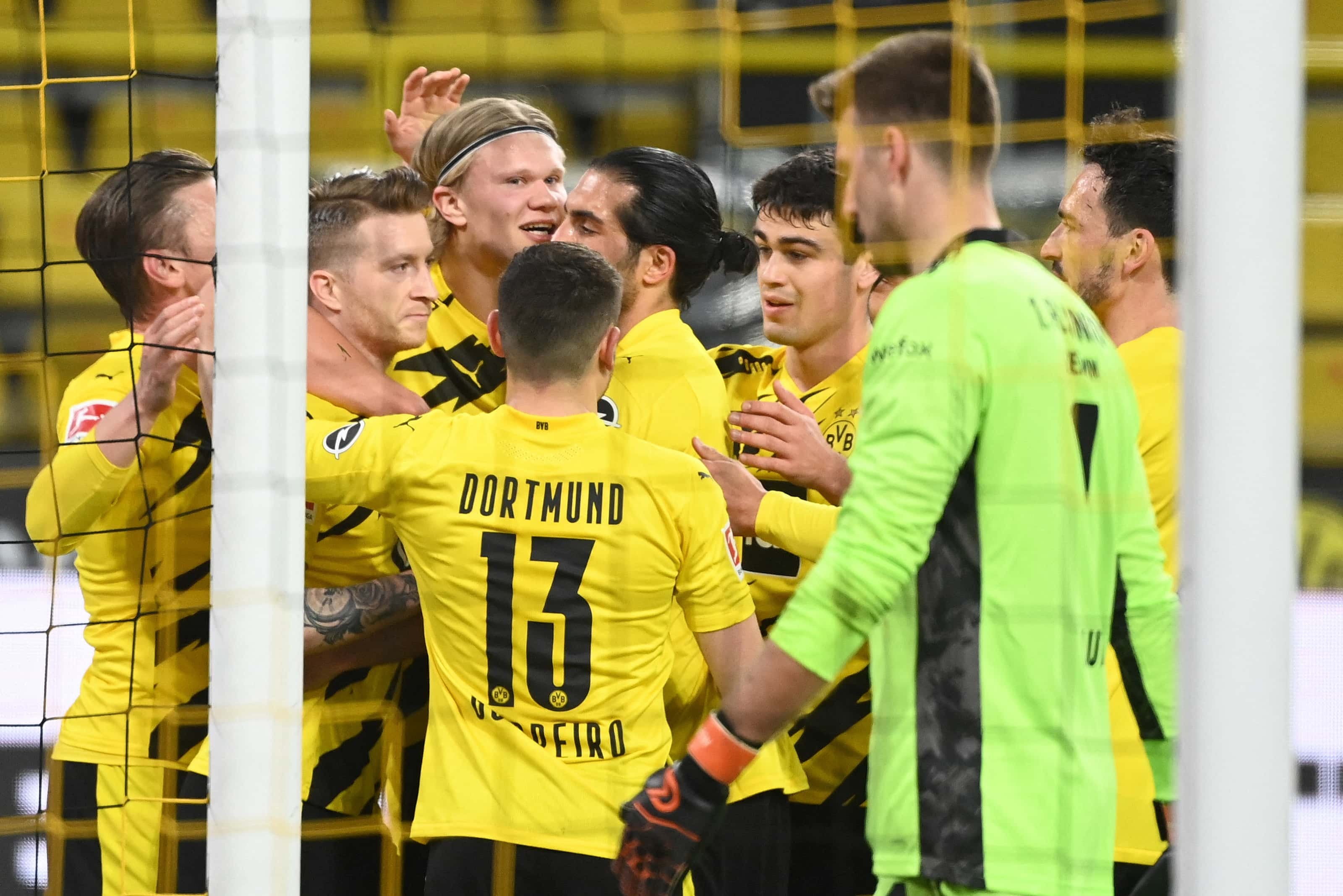 nhan dinh tran wolfsburg vs dortmund 21h30 ngay 27 11 hinh 1