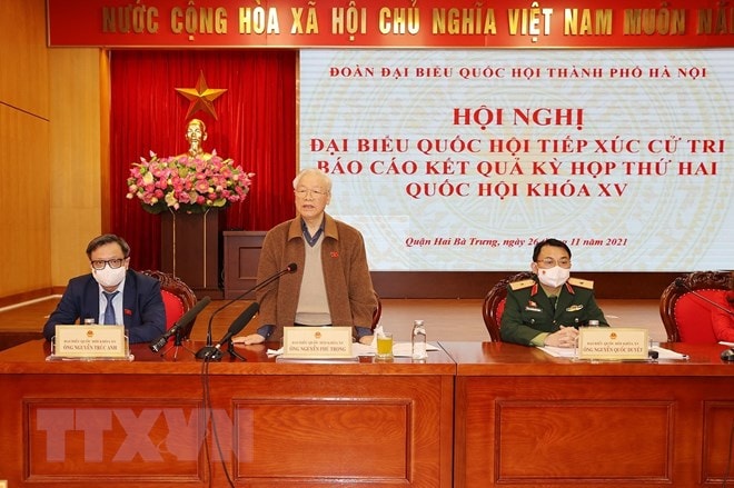 tong bi thu nguyen phu trong tiep xuc cu tri thanh pho ha noi hinh 1
