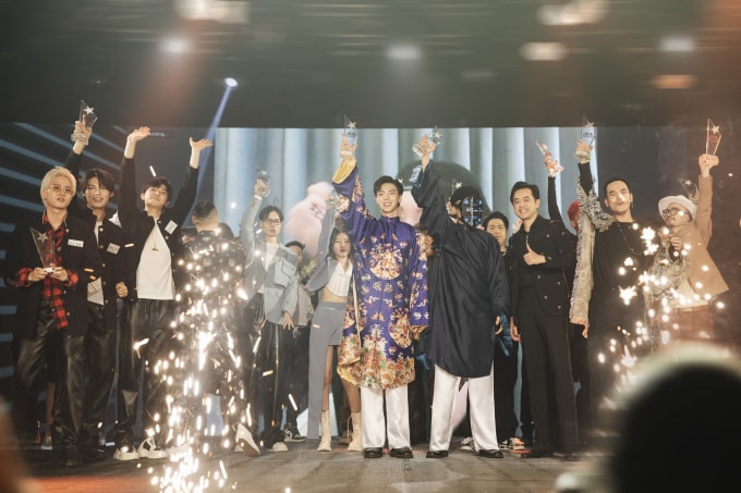vuot mat loat doi thu nang ky erik gianh giai quan quan the heroes 2021 hinh 2