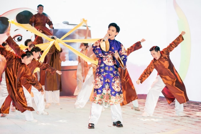 vuot mat loat doi thu nang ky erik gianh giai quan quan the heroes 2021 hinh 1