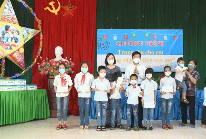 y nghia nhan van tu chuong trinh song va may tinh cho em hinh 1