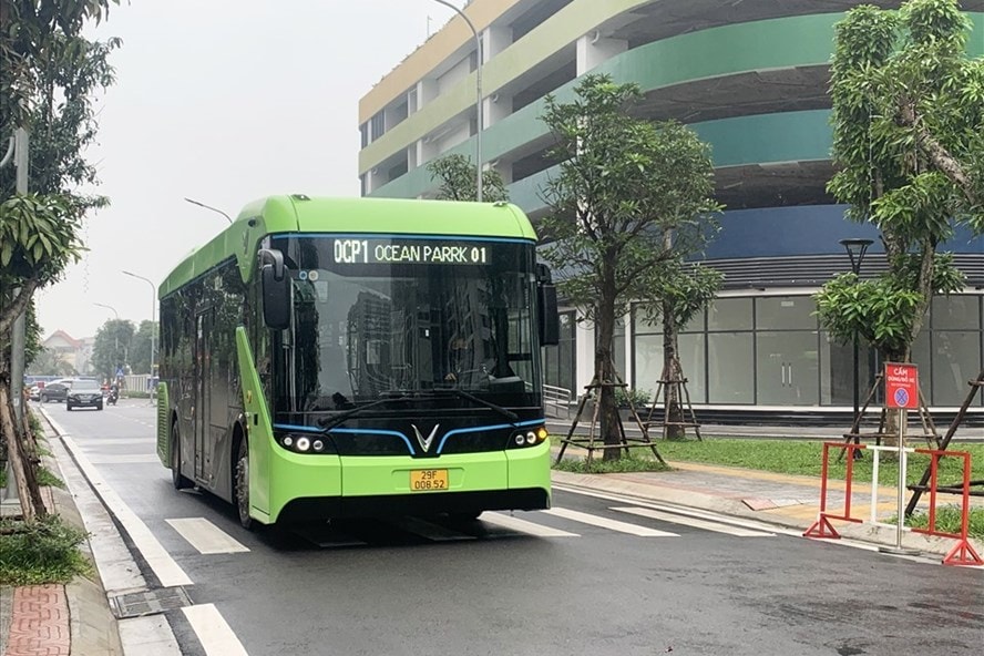ha noi trien khai 3 tuyen xe buyt dien dau tien tu thang 12 hinh 1