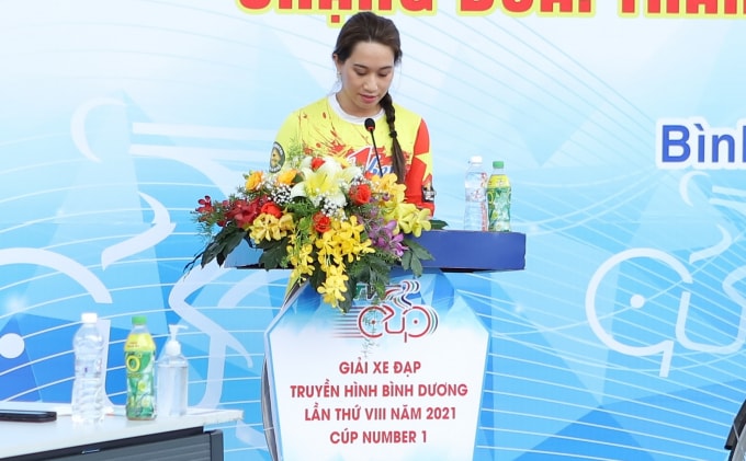 nhung but pha ngoan muc o giai dua xe dap binh duong tranh cup number 1 hinh 1