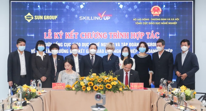tap doan sun group ky hop tac voi tong cuc giao duc nghe nghiep hinh 1