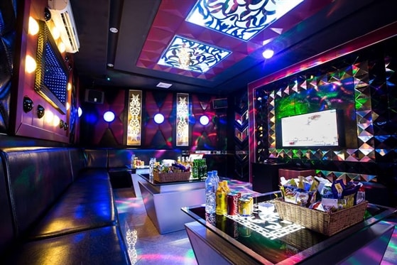 thanh hoa tiep tuc dung hoat dong quan bar karaoke mat xa rap chieu phim hinh 1