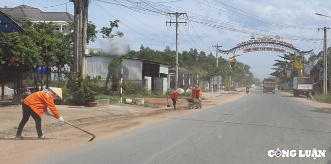 xe ben cho dat cat un un tu trong rung cao su o binh thuan hinh 7