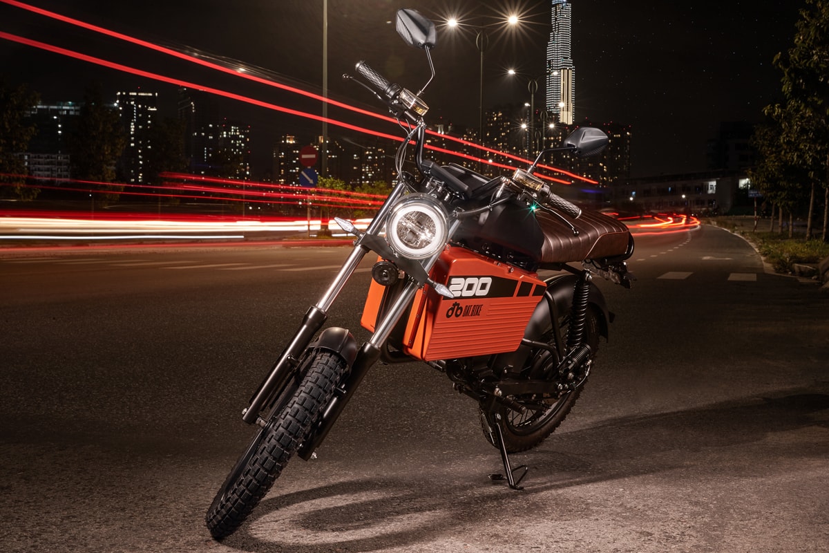 xe may dien dat bike weaver 200 co kha nang di duoc 200km voi chi duy nhat mot lan sac hinh 1