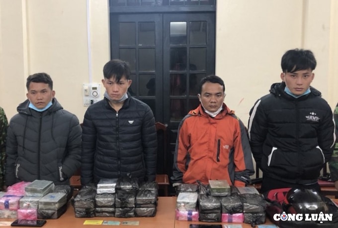 bat giu 2 vu ma tuy khung thu giu 100 banh heroin va hon 180000 vien ma tuy tong hop hinh 1