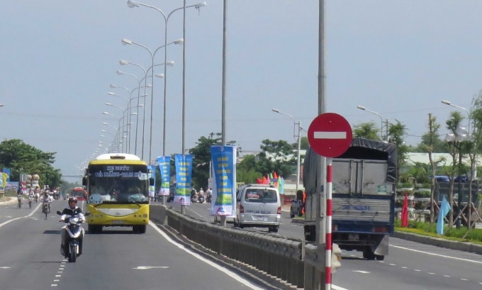 chua bo tri duoc von de nang cap quoc lo 26b qua tinh khanh hoa hinh 1