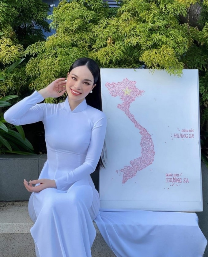 hoang huong ly dua ban do viet nam den voi cuoc thi hoa hau du lich quoc te 2021 hinh 2