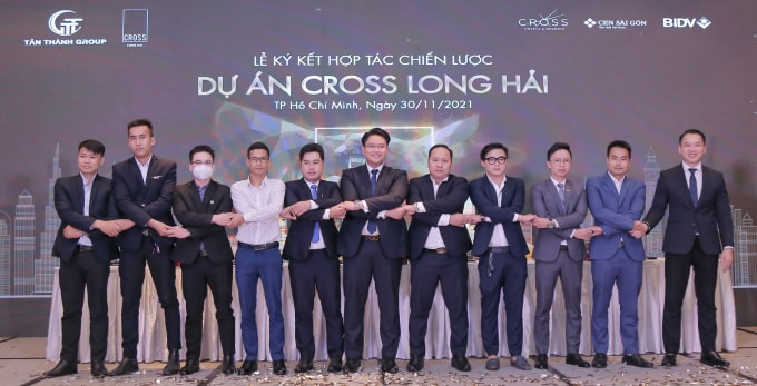 bat tay voi cac ong lon cen sai gon phat trien kinh doanh cross long hai hinh 3