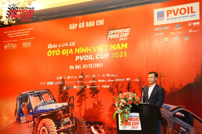khoi dong giai dua xe o to dia hinh viet nam pvoil cup 2021 hinh 1