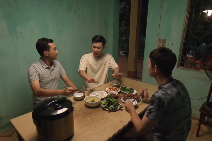 pho trong lang tap 17 ngoc ru cung nam di choi hinh 2