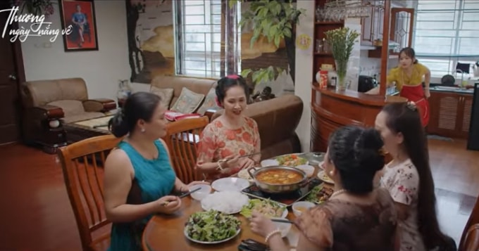thuong ngay nang ve tap 9 trang bi nhan vien noi xau hinh 1