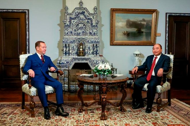 chu tich nuoc nguyen xuan phuc hoi kien pho chu tich hoi dong an ninh nga dmitry medvedev hinh 1
