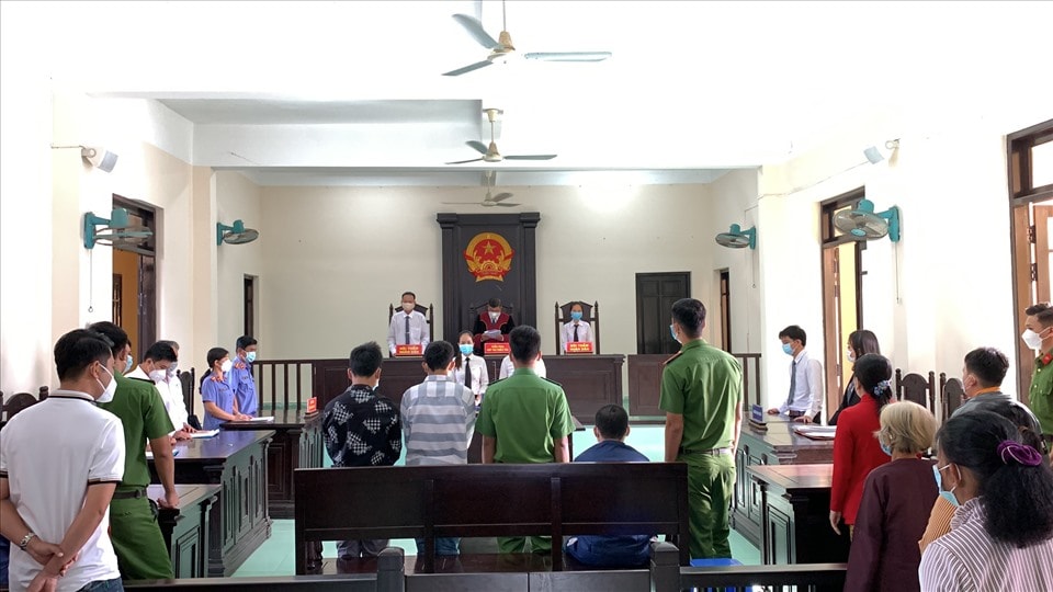 cuop tien cua hoc sinh bon doi tuong linh an 16 nam tu hinh 1