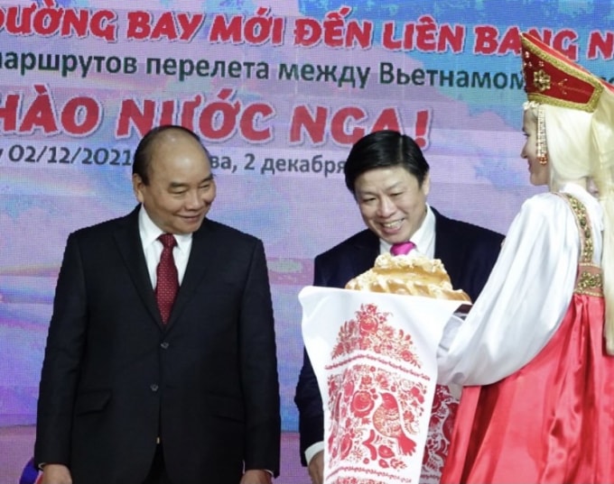 vietjet cong bo cac duong bay thang toi mat xco va nhan chuyen tham nga cua chu tich nuoc nguyen xuan phuc hinh 2
