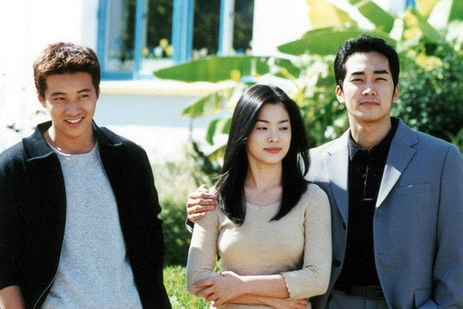 loat vai dien lam nen ten tuoi cua song hye kyo hinh 2
