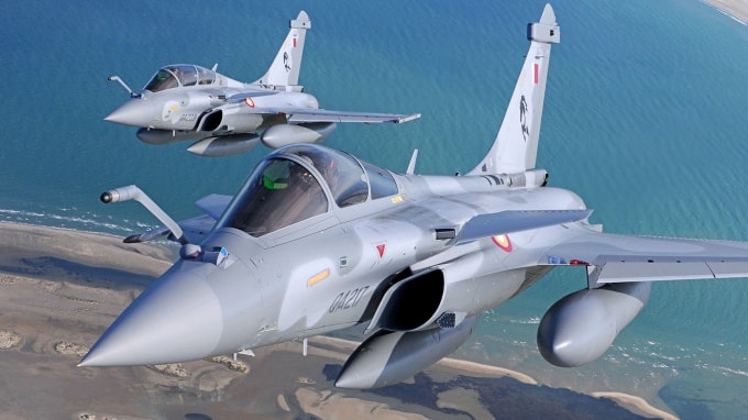 uae ky thoa thuan lich su mua 80 tiem kich rafale cua phap hinh 2