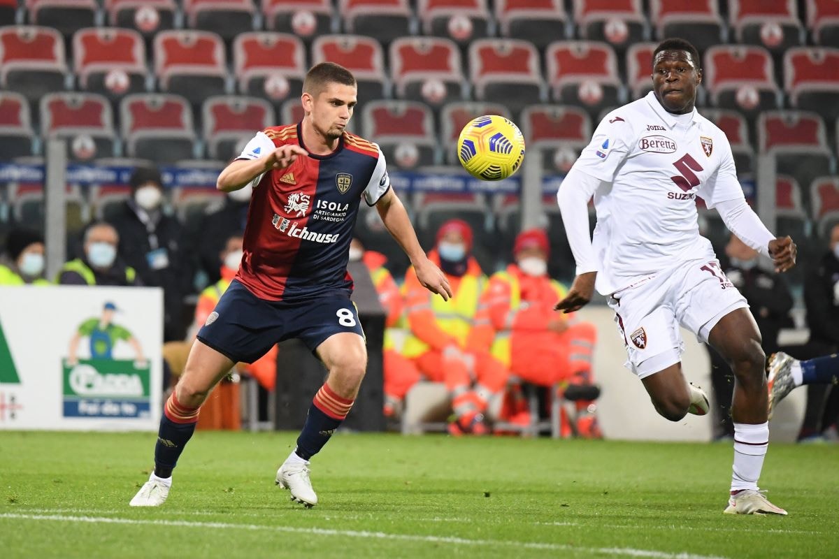 nhan dinh tran cagliari vs torino 02h45 ngay 7 12 hinh 1
