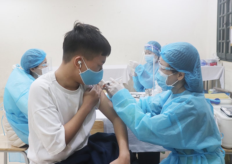 ha noi hon 500 nghin tre tu 12 17 tuoi da duoc tiem vaccine covid 19 hinh 1