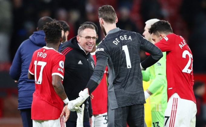 hlv ralf rangnick xac lap ky luc chua tung co o premier league hinh 1