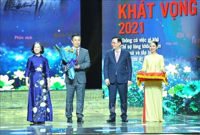 nhung cau chuyen xuc dong ve khat vong cong hien hinh 3