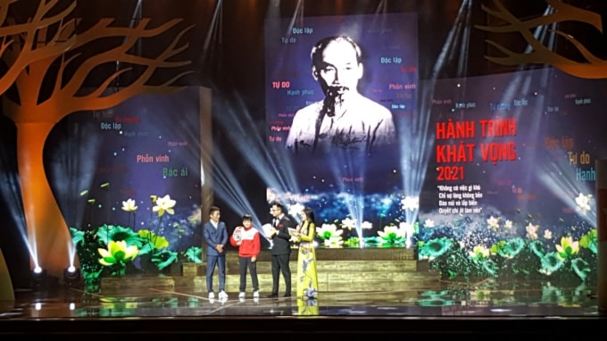 nhung cau chuyen xuc dong ve khat vong cong hien hinh 2