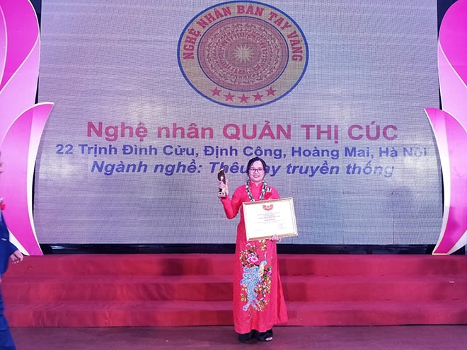 nu nghe nhan 8x giu lua cho nghe theu tay truyen thong hinh 7