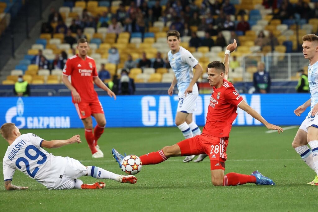 nhan dinh tran benfica vs dinamo kiev 3h ngay 9 12 hinh 1