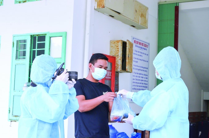 nha bao hong diem bao hau giang khong vi muon co tin som ma dua tin sai hinh 3