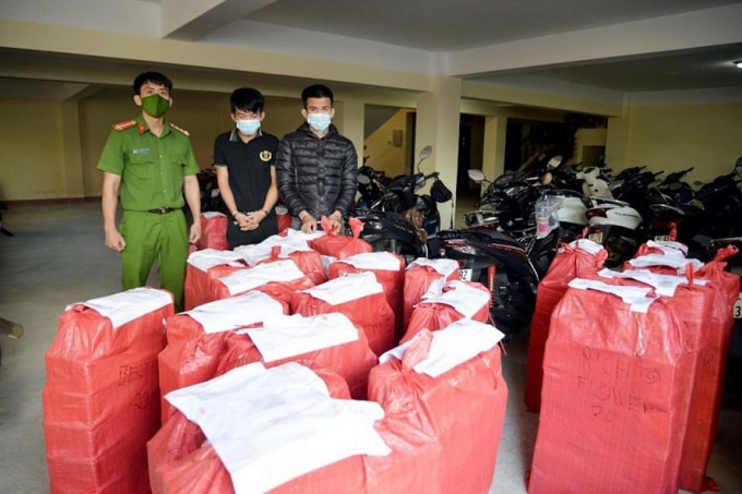 bat giu 2 doi tuong van chuyen gan 9 ta phao lau hinh 1