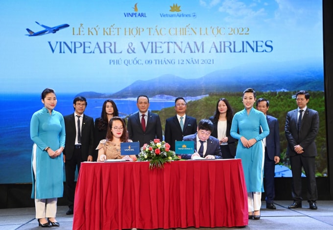 vietnam airlines va vinpearl ky ket hop tac phat trien san pham hang khong du lich an toan hinh 1
