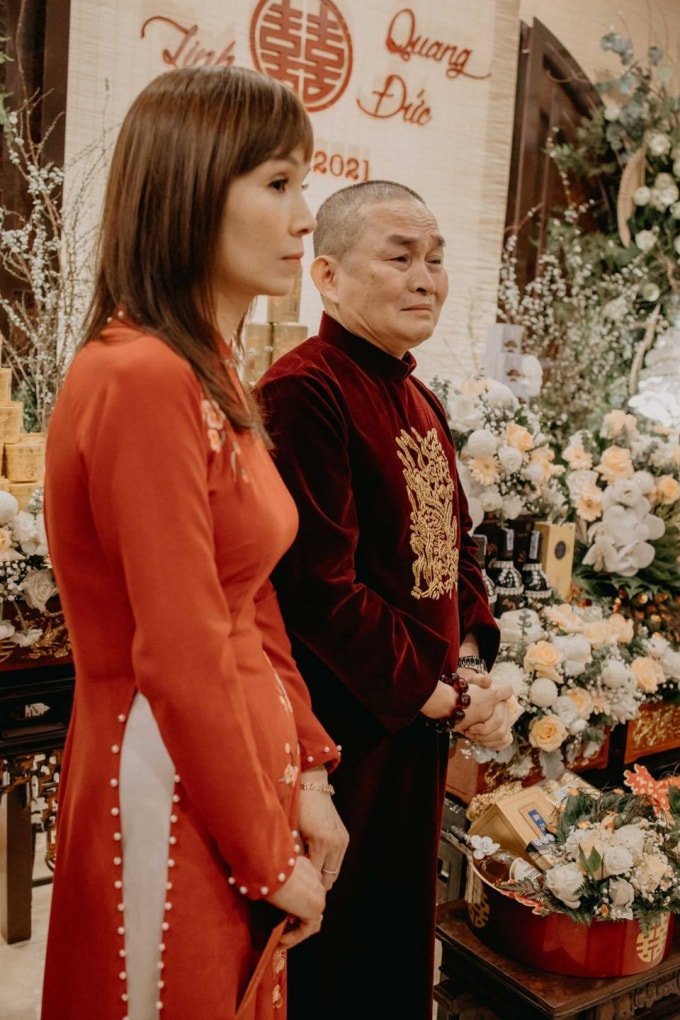 vua hai dat bac xuan hinh roi nuoc mat trong le an hoi con gai hinh 2