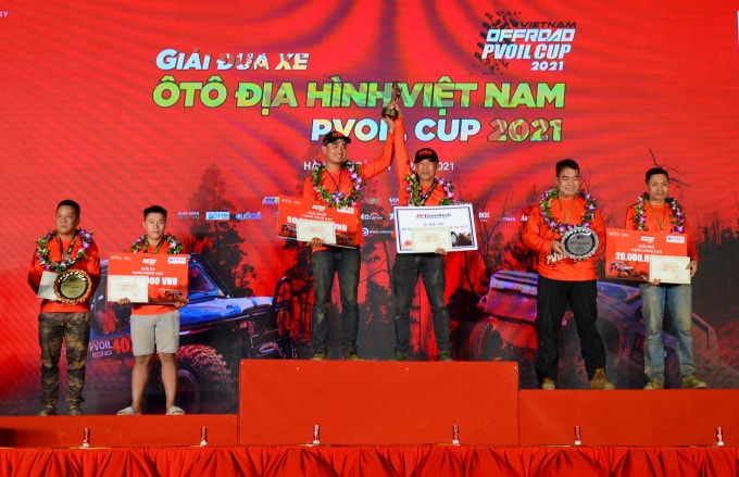 pvoil voc 2021 trao giai cho nhung van dong vien xuat sac mua giai thu 13 hinh 3
