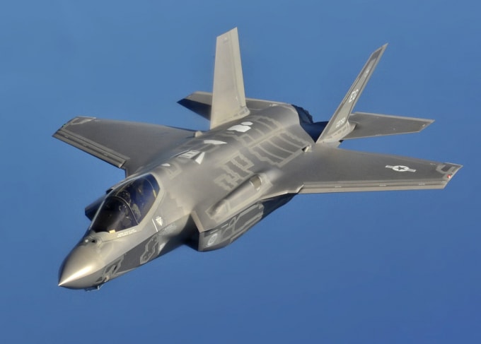 uae bat ngo dung hop dong mua f 35 tri gia hang ty usd do bat dong my trung hinh 1