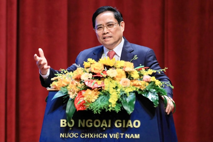ngoai giao chon le phai lon cua thoi dai la hoa binh huu nghi hop tac va phat trien hinh 1