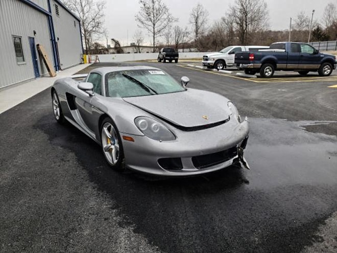 sieu xe porsche carrera gt 2005 bi tai nan duoc rao ban hon 8 ty dong hinh 1