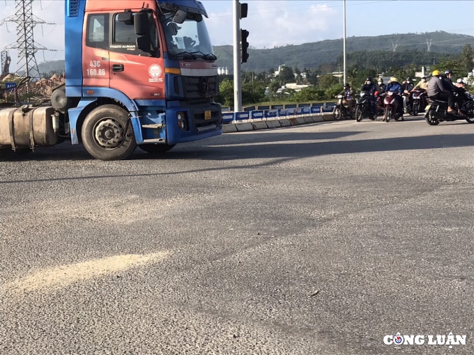 cao toc da nang quang ngai van tiep tuc hu hong bao gio duoc sua chua hinh 5