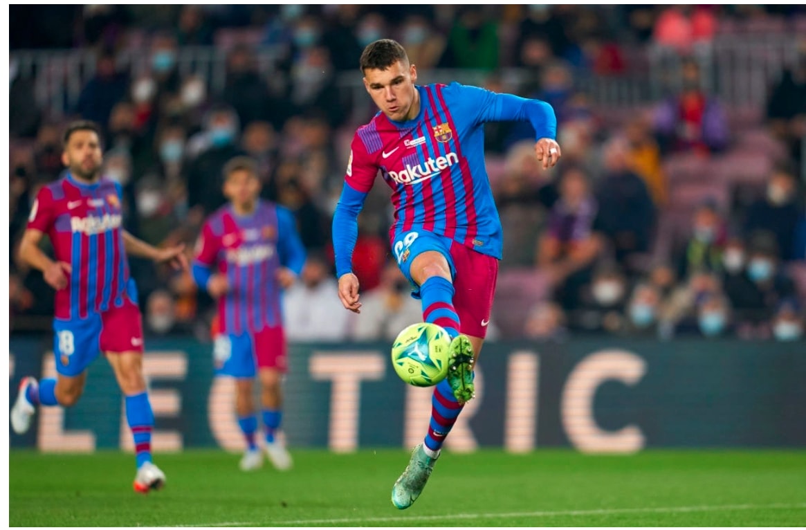 barca de bep elche o vong 18 la liga hinh 2