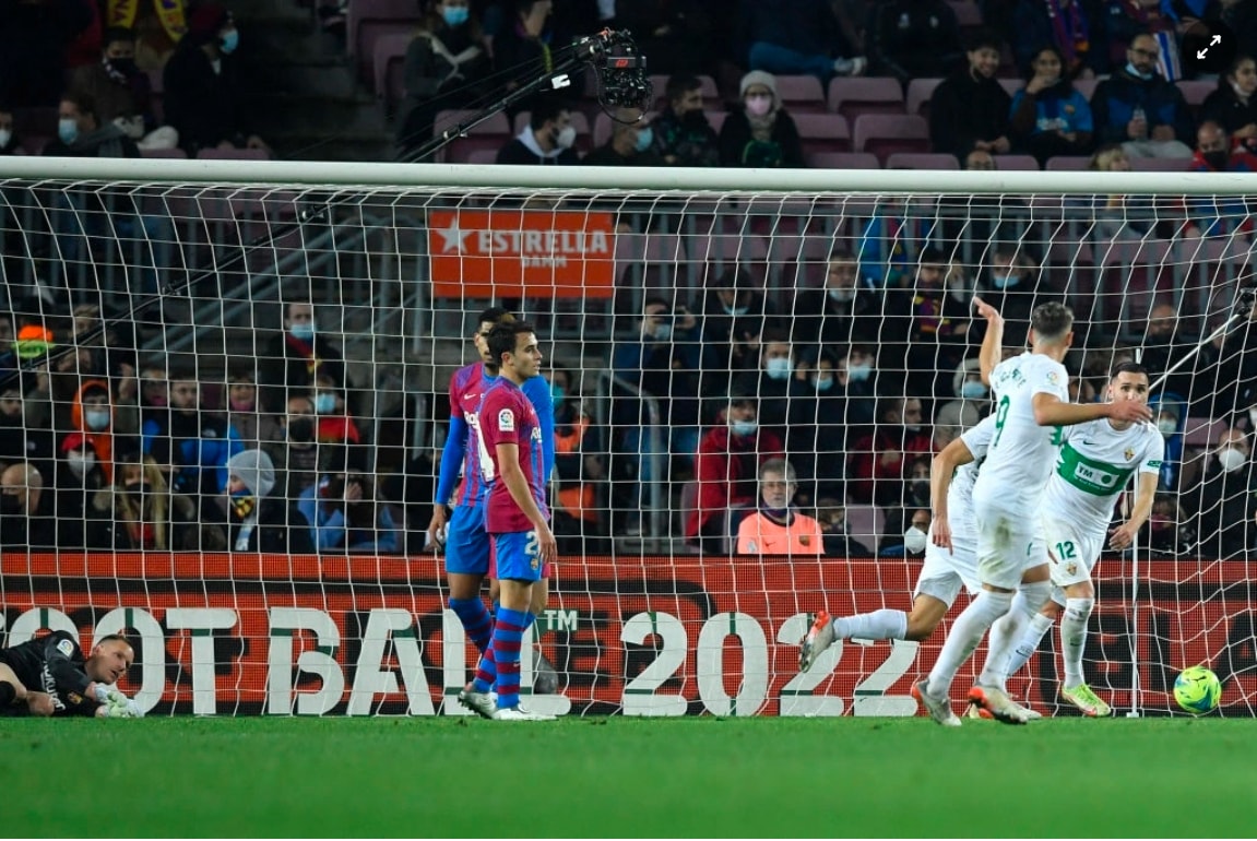 barca de bep elche o vong 18 la liga hinh 6