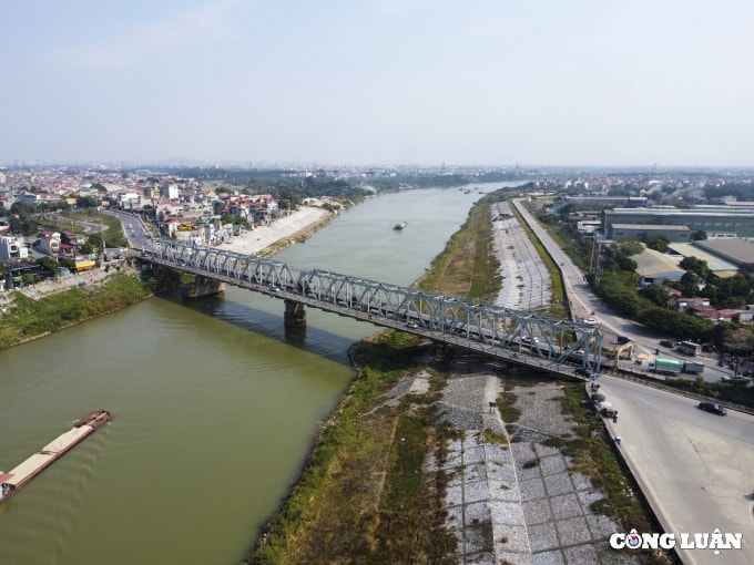 can canh tinh trang xuong cap nghiem trong cua cau duong ha noi hinh 11
