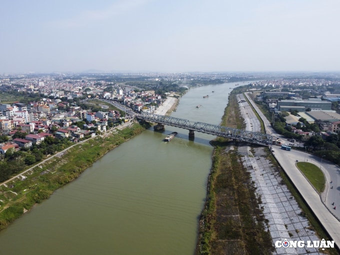 can canh tinh trang xuong cap nghiem trong cua cau duong ha noi hinh 1