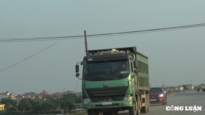 bai 2 chanh thanh tra so giao thong van tai hung yen phai dung quan he rieng de xu li xe qua tai hinh 1