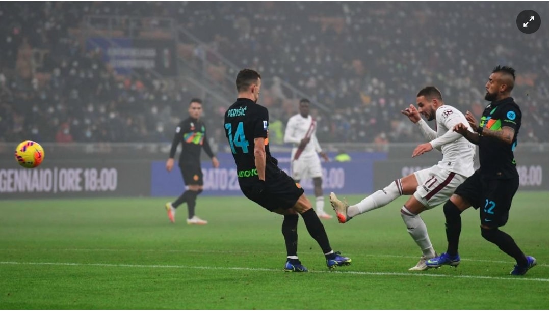 cau lac bo inter milan vo dich luot di serie a hinh 2