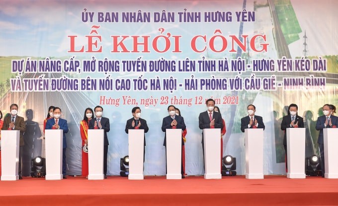thu tuong pham minh chinh du le khoi cong mot so du an ha tang chien luoc tai hung yen hinh 1