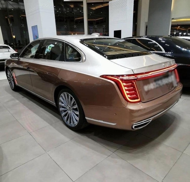 xe trung quoc hongqi h9 duoc bao gia len toi 9 ty dong tai ha noi hinh 2